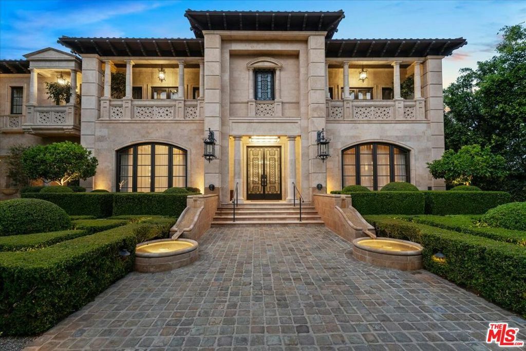 Property Photo: 804 N Elm Drive CA 90210