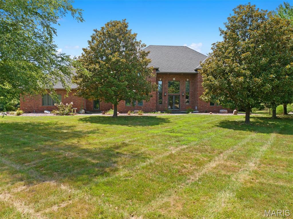 Property Photo: 517 E Waters Edge Drive IL 62221