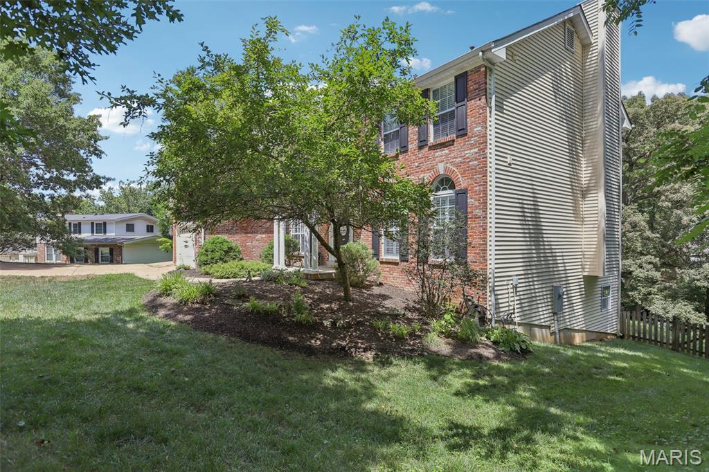 Property Photo: 844 Culloden Road MO 63122