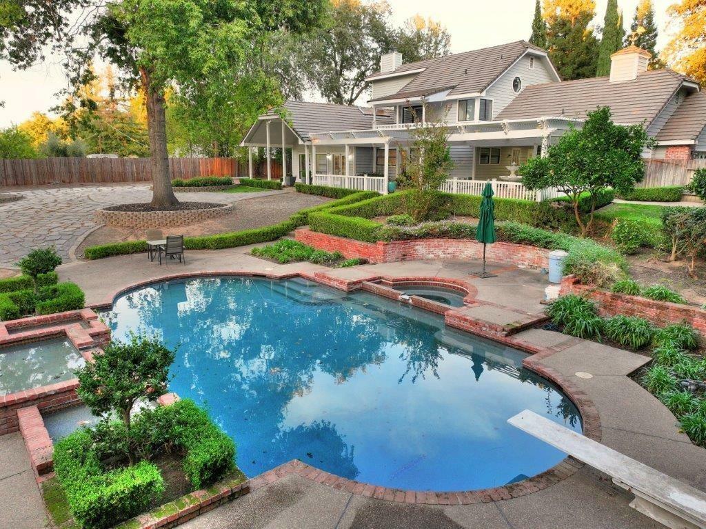 Property Photo:  6126 Van Alstine Avenue  CA 95608 