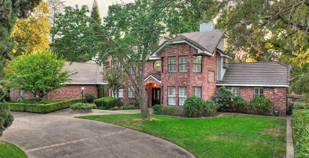 Property Photo: 6126 Van Alstine Avenue CA 95608