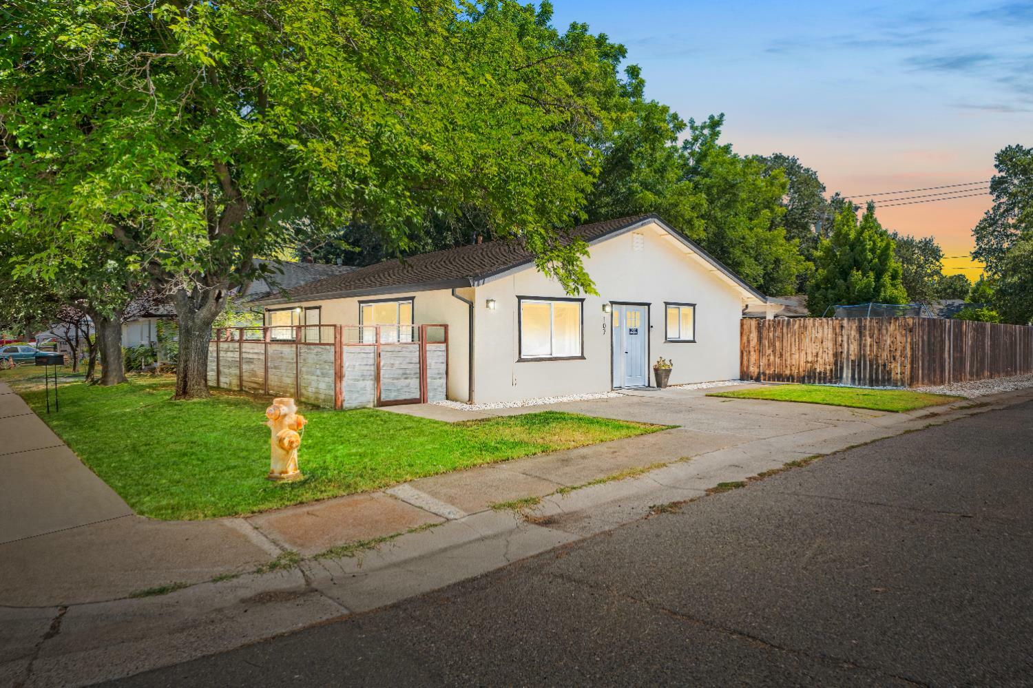 Property Photo: 107 E Street CA 95648