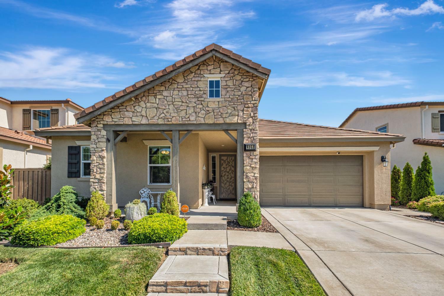Property Photo: 8353 Largo Way CA 95757