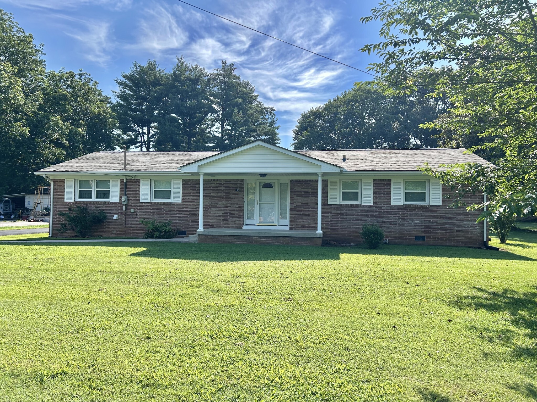 Property Photo: 119 Elkins St TN 37330