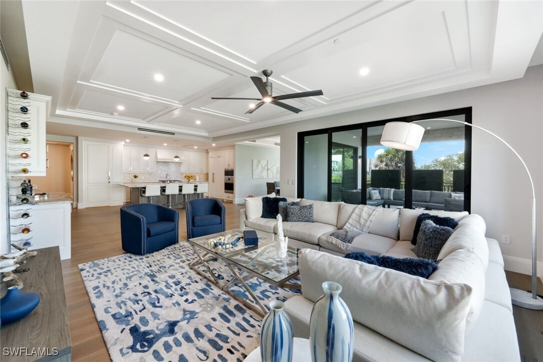 Property Photo: 1130 3rd Avenue S 207 FL 34102