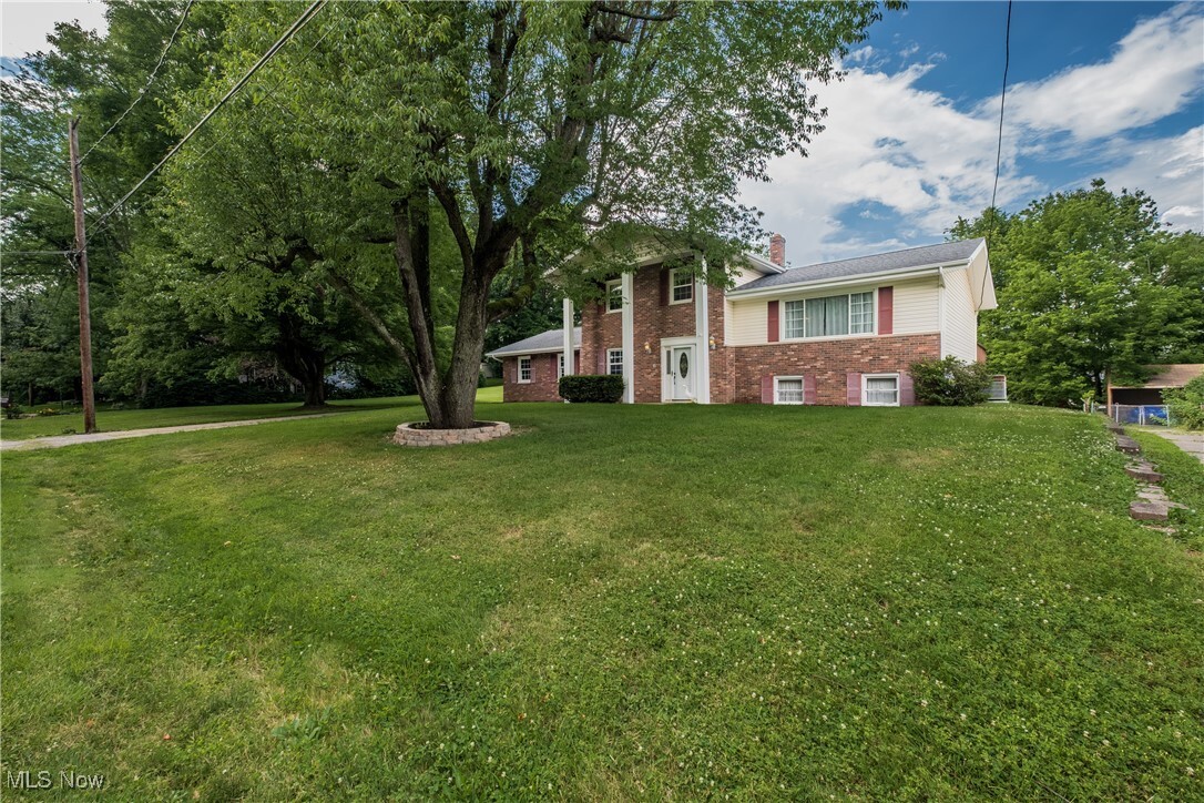 399 Abbyshire Road  Akron OH 44319 photo