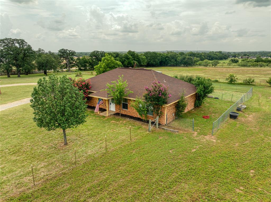 1300 Knob Road  Springtown TX 76082 photo