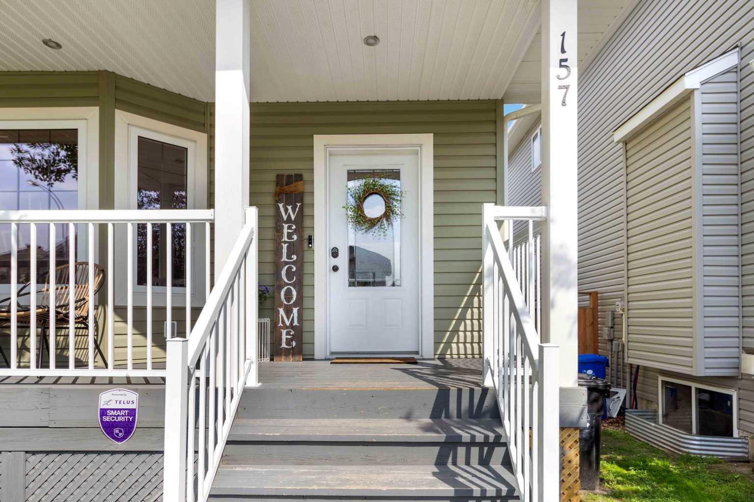 Photo de la propriété: 157 Juniper Street AB T9K 0W2