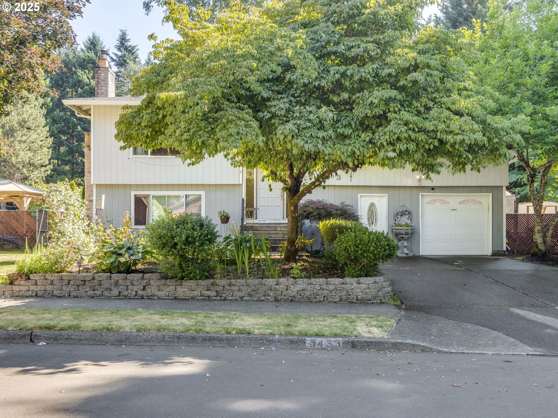 9433 SW Siuslaw Ln  Tualatin OR 97062 photo