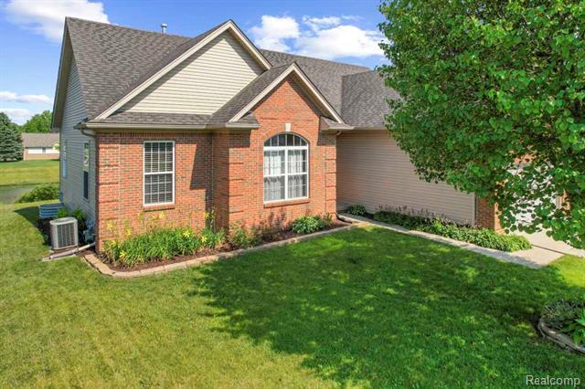 Property Photo: 70298 Sunny Brook Lane MI 48062