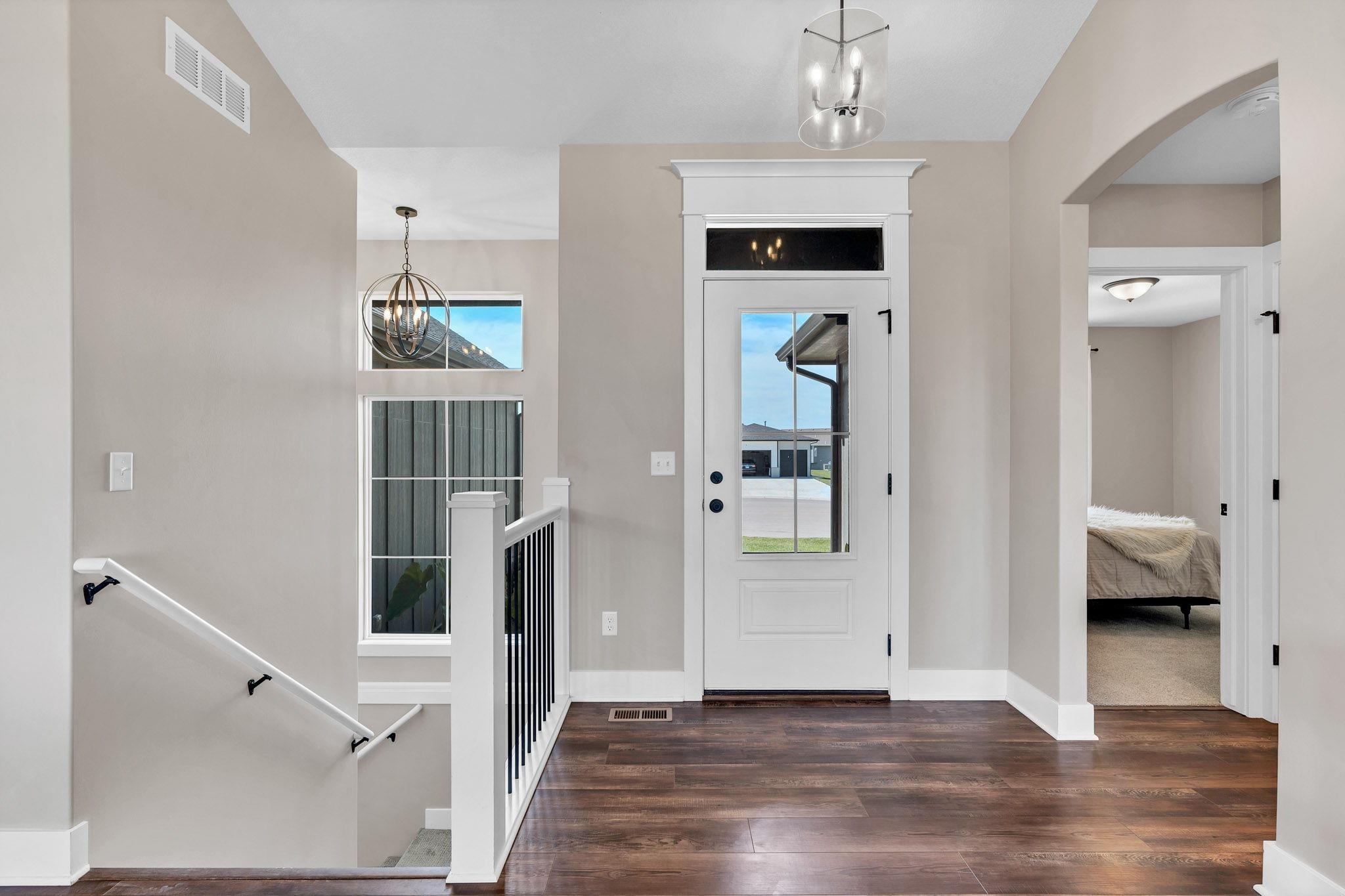 Property Photo: 3318 S Capri Ct KS 67210