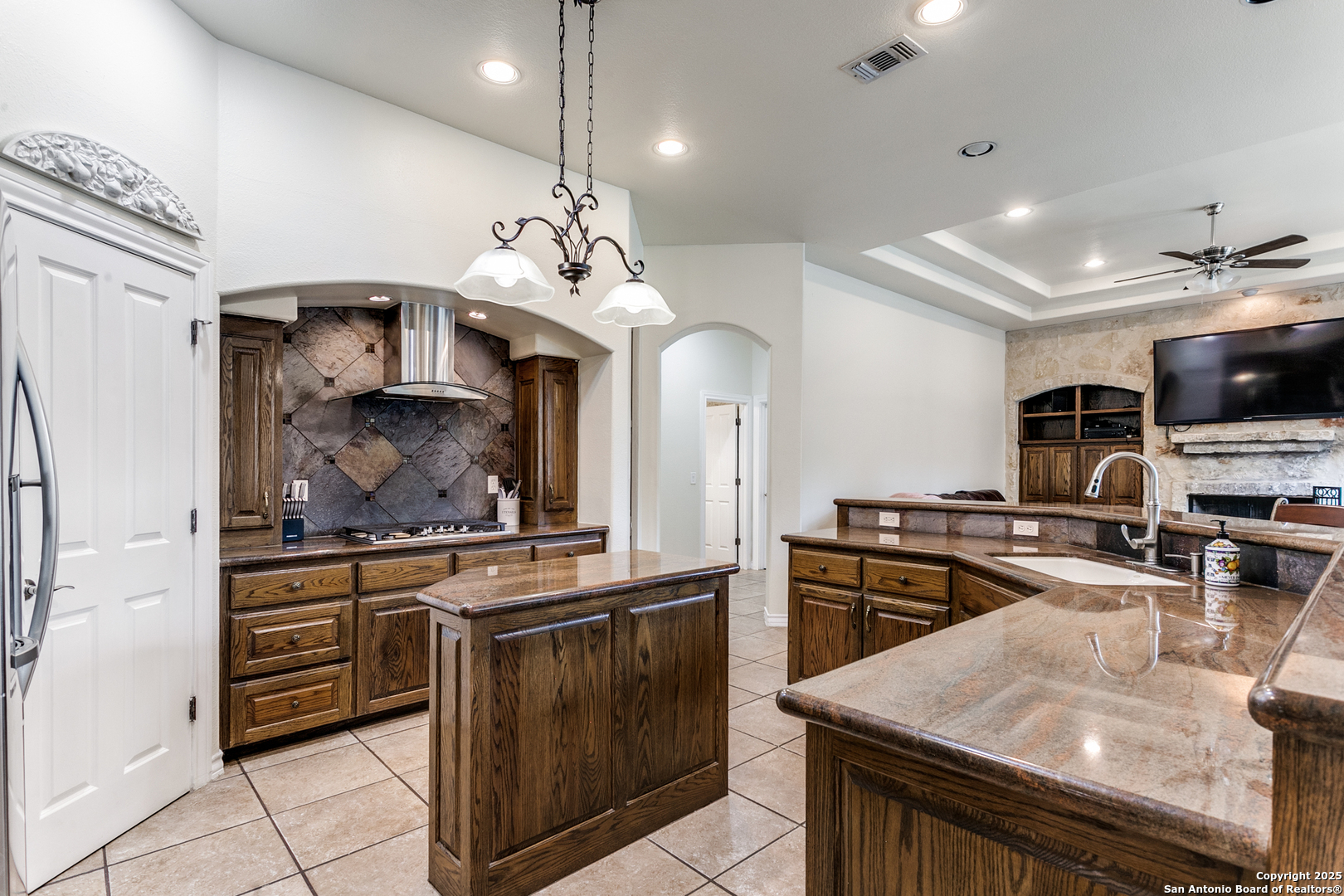 Property Photo: 18406 Emerald Forest Dr. TX 78259