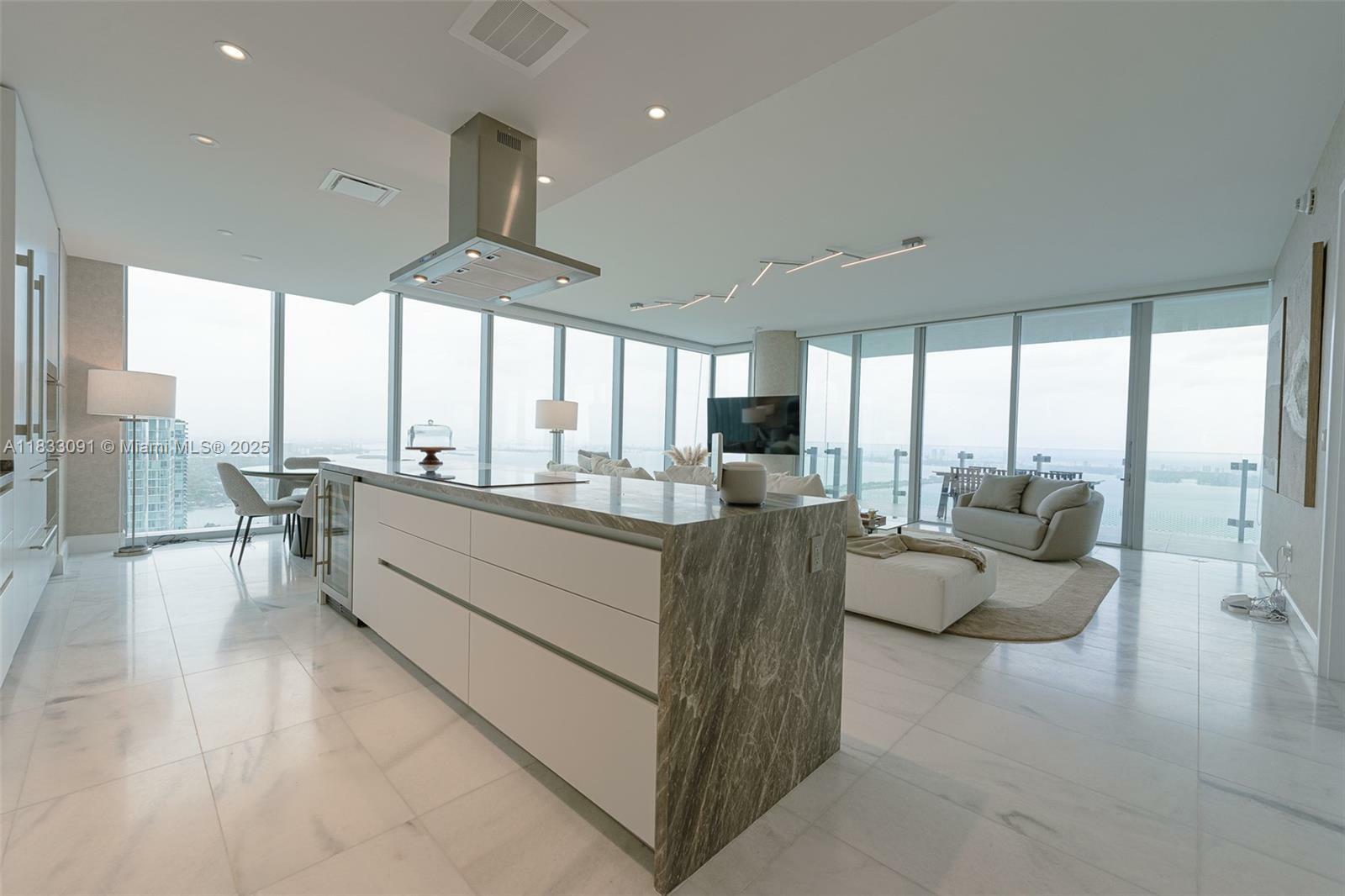 Property Photo:  700 NE 26th Ter 4901  FL 33137 