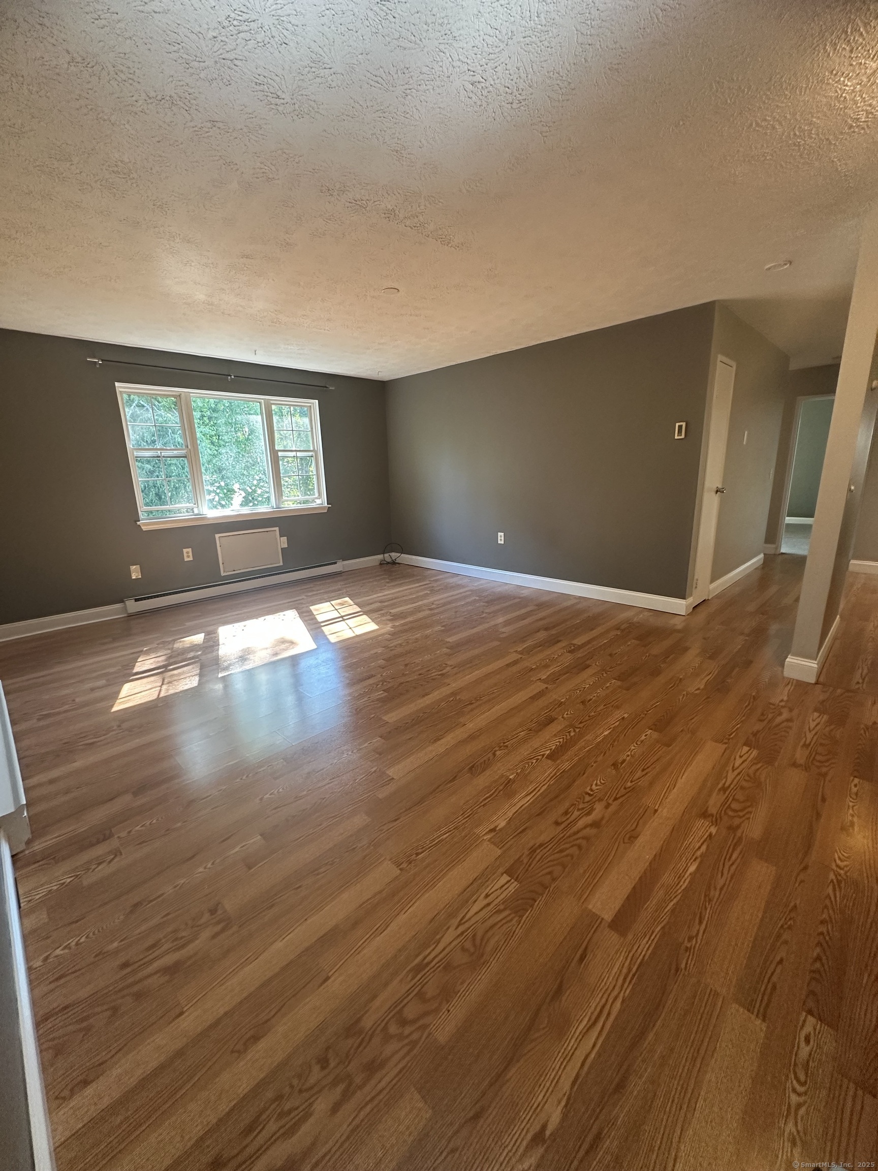 Property Photo: 65 Horse Pond Road Apt G CT 06420