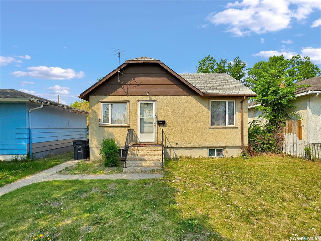 203 U Avenue S  Saskatoon SK S7M 1R8 photo