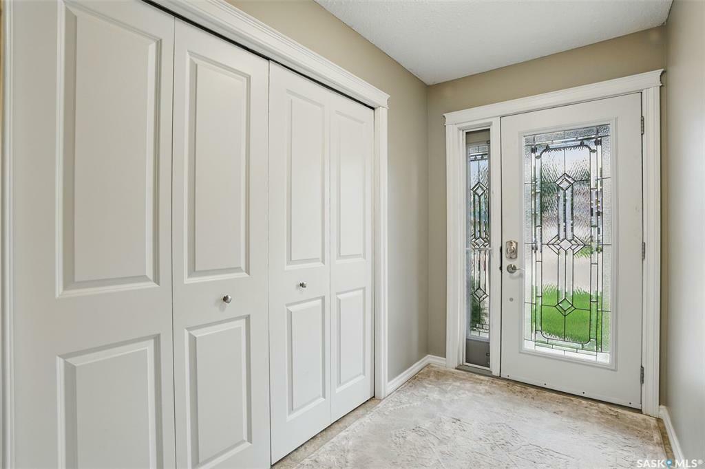 Property Photo: 330 Nokomis Place SK S7K 5E2