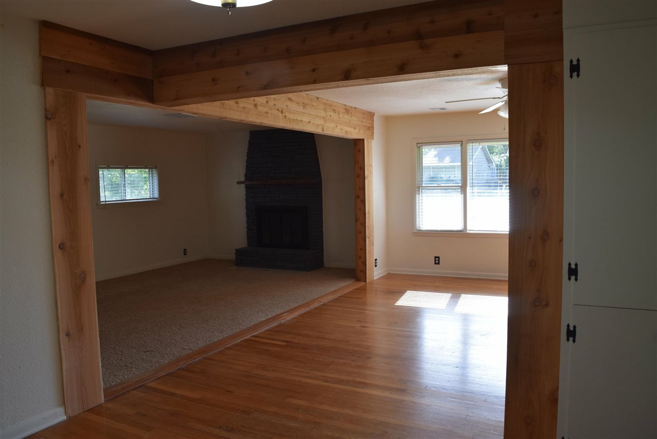 Property Photo: 202 S Marshall Street OK 74074