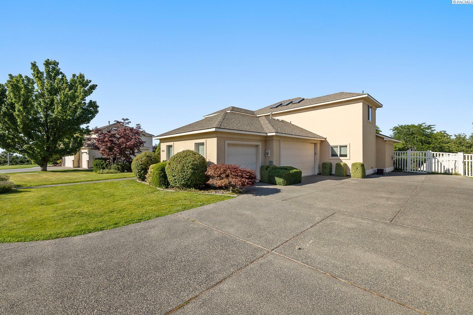 Property Photo:  2042 Morency Dr  WA 99352 