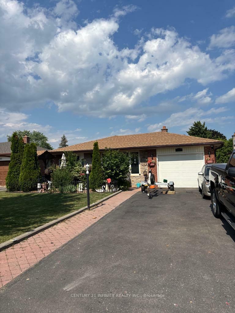 375 Fairlawn Street  Oshawa ON L1J 4R2 photo
