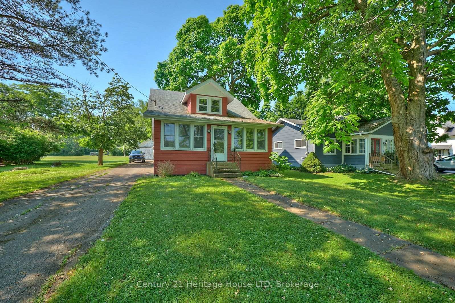 Property Photo: 3767 Highland Drive ON L0S 1N0