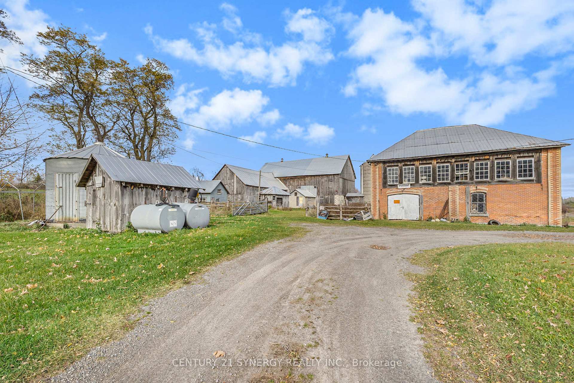 Property Photo: 129 Rideau Ferry Road ON K0G 1L0