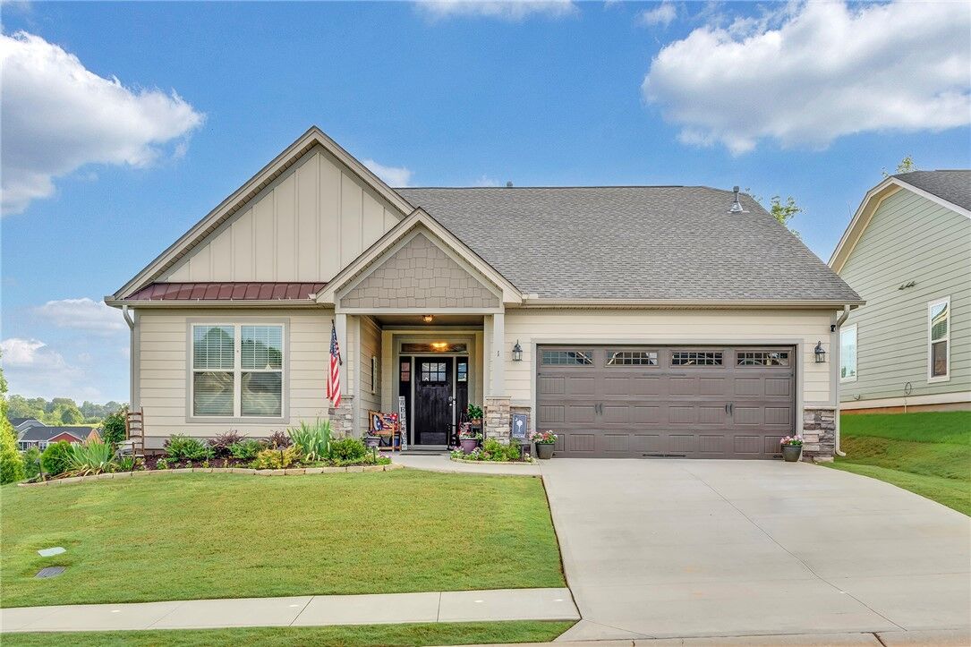 Property Photo: 1 Buchanan Ridge Road SC 29687