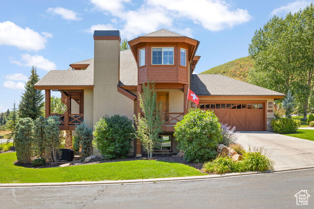 Property Photo: 1075 N Turnberry Ct UT 84049
