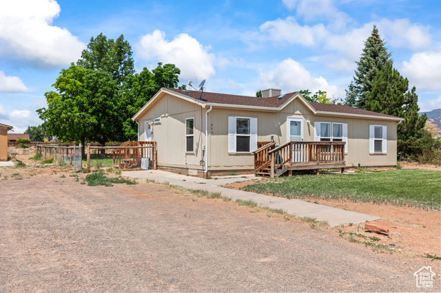 Property Photo:  275 N 100 East St E  UT 84775 