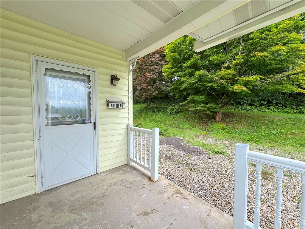 Property Photo: 45 7th St PA 15637