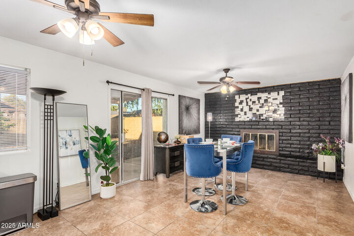 Property Photo: 1634 W Villa Rita Drive AZ 85023