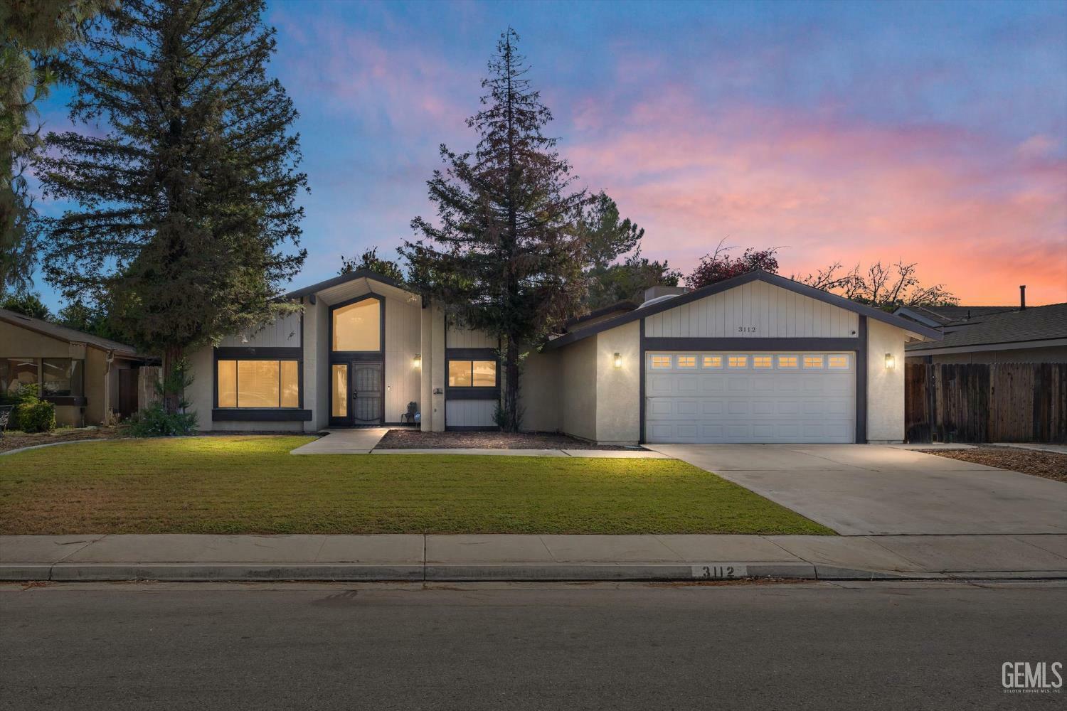 3112 Harrogate Lane  Bakersfield CA 93309 photo