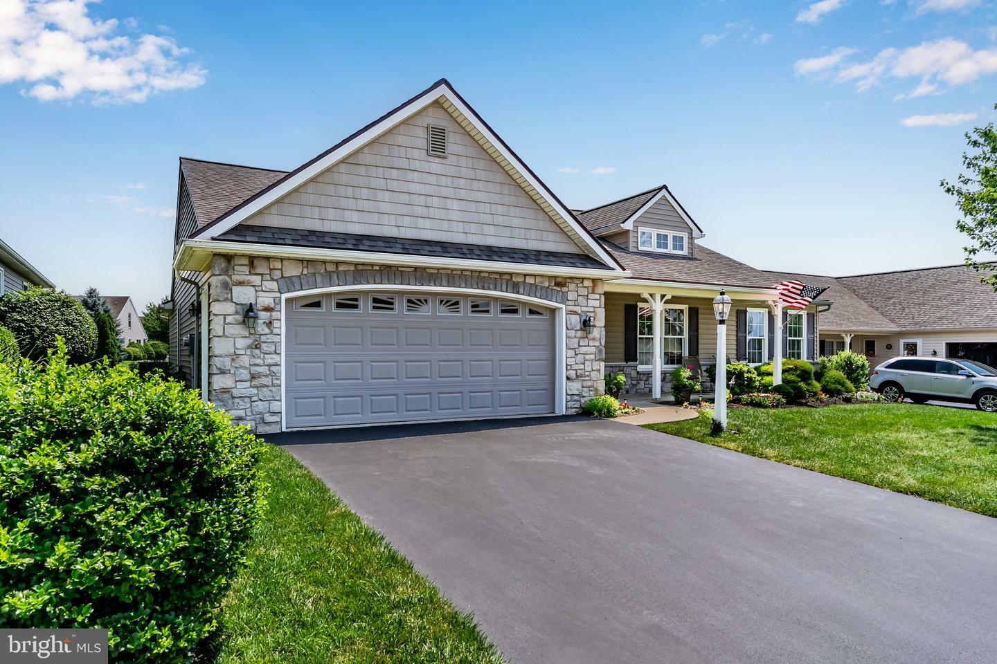 Property Photo: 1065 Cambridge Drive PA 17545
