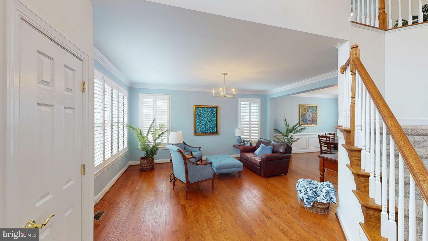 Property Photo: 43844 Goshen Farm VA 20176