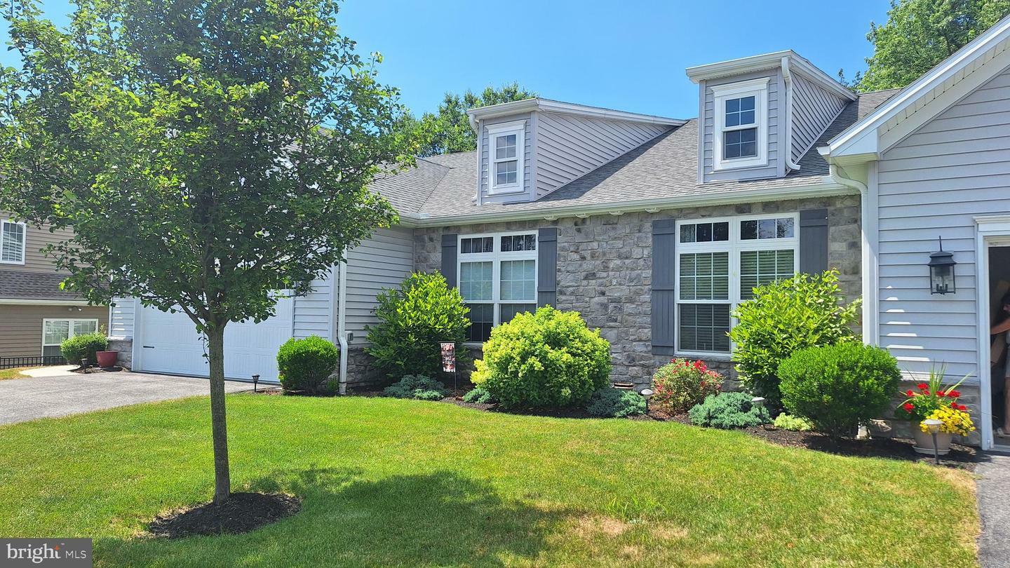 Property Photo: 6235 Thornhill Lane PA 17050