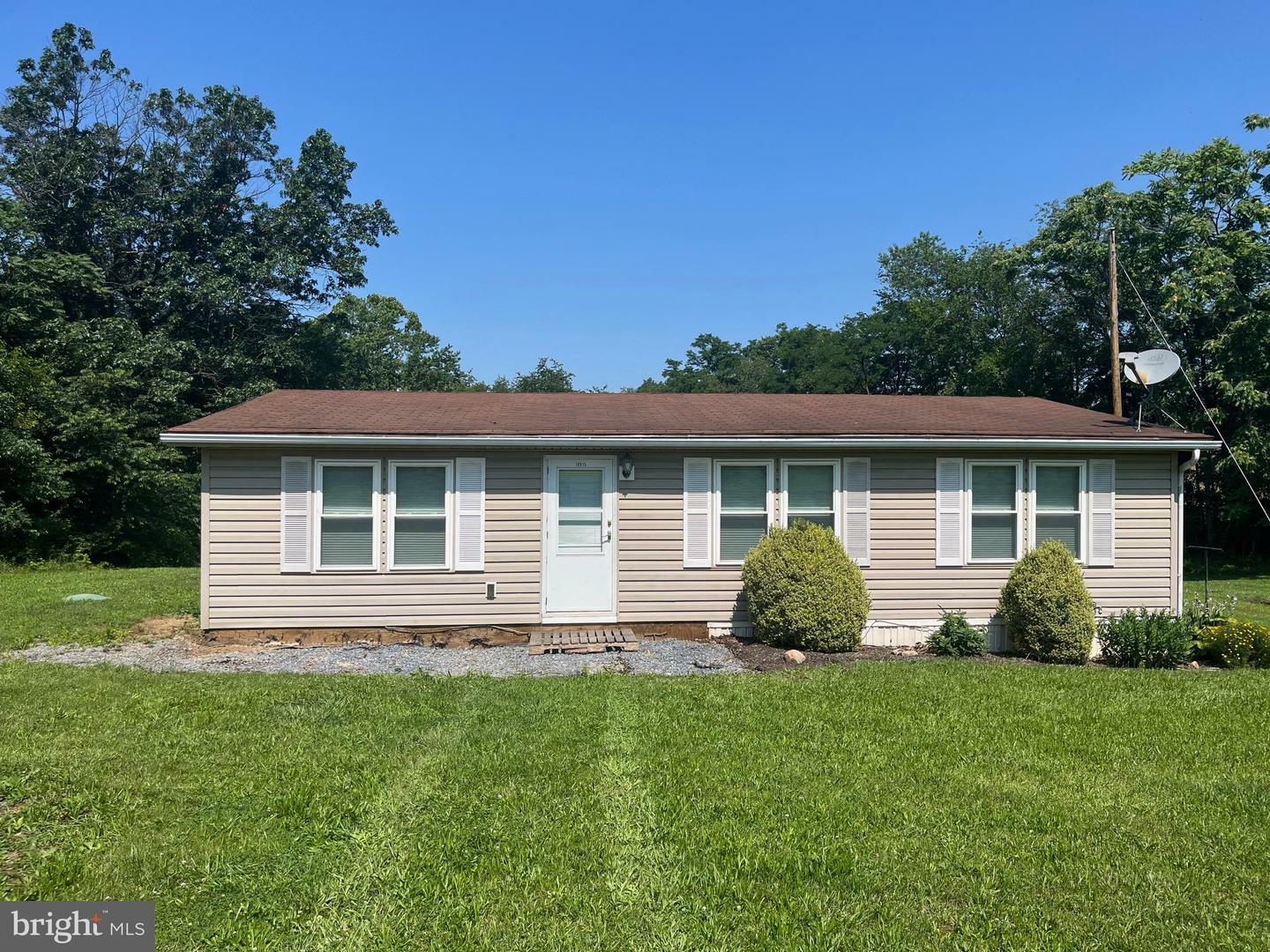 Property Photo: 10915 Burkett Road PA 17225