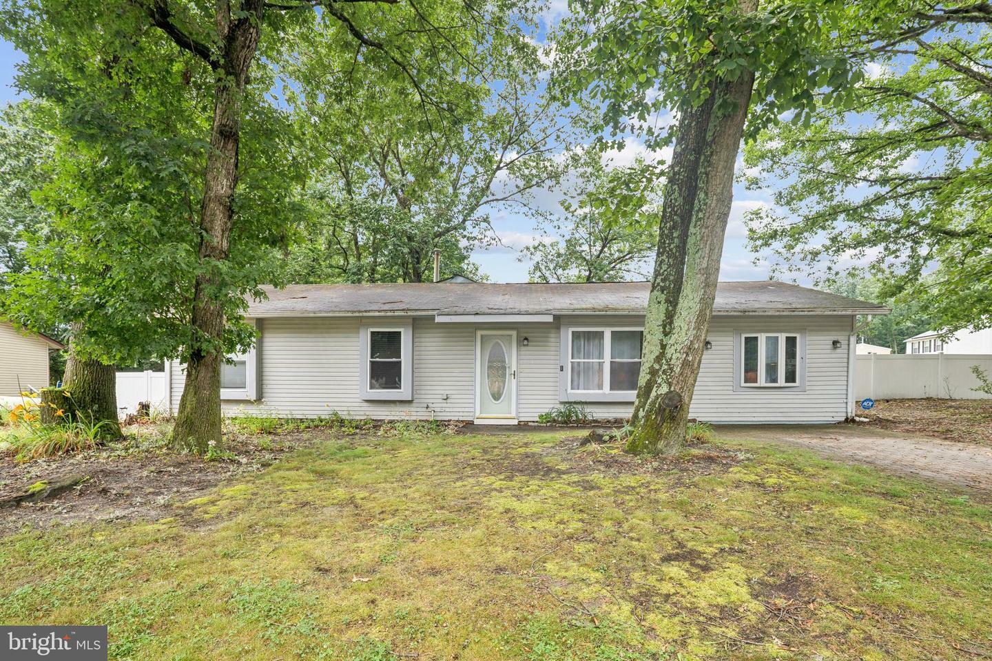 Property Photo: 20 Sugar Bush Drive NJ 08081