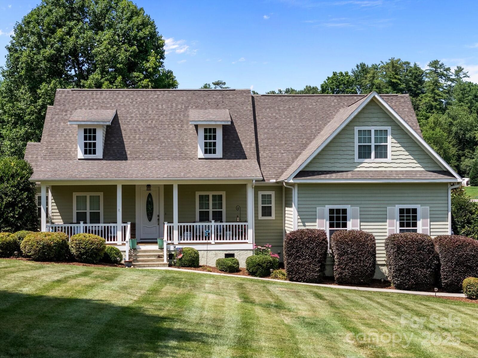Property Photo:  1006 Pin Oak Trail 5  NC 28739 