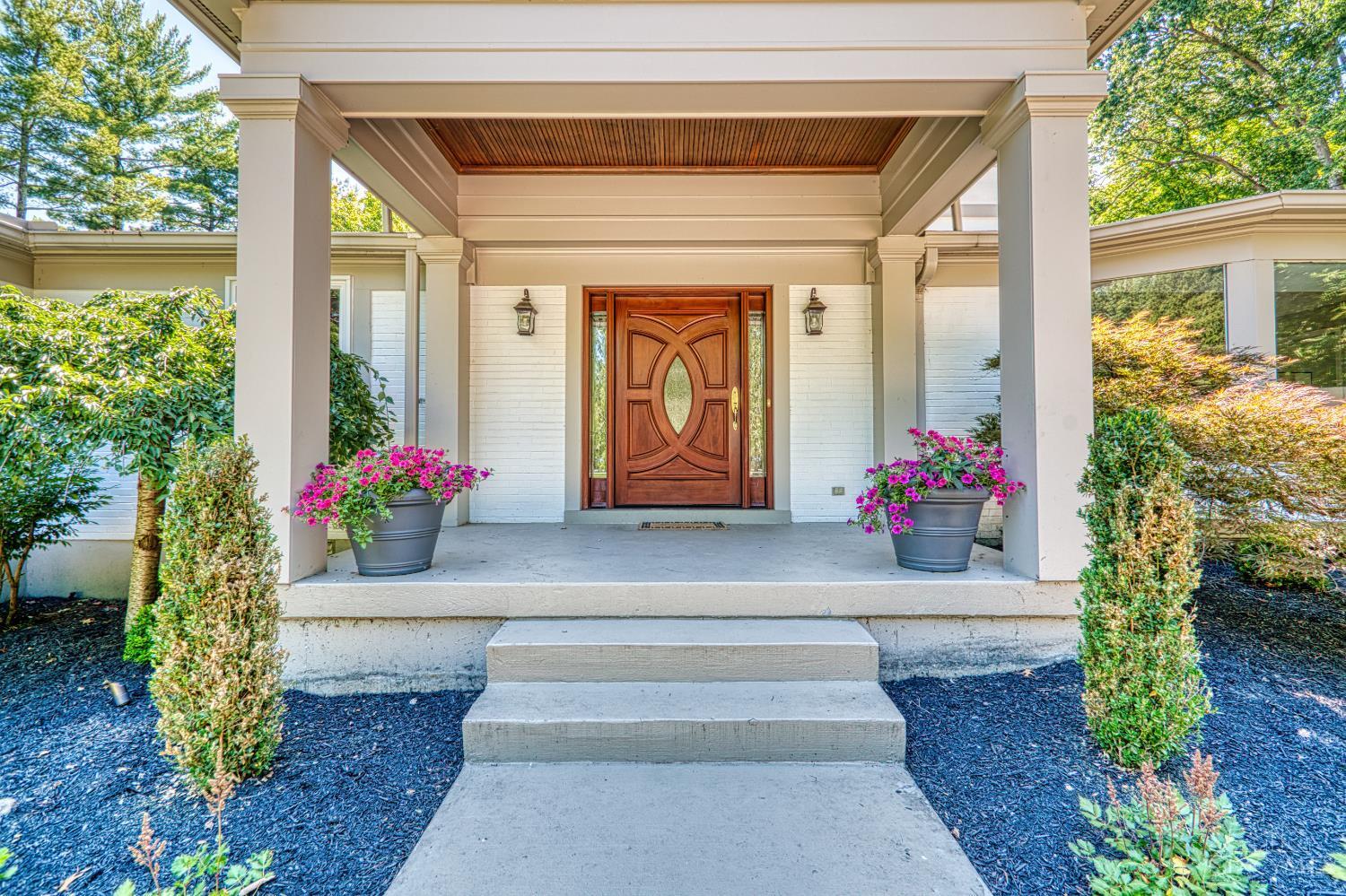 Property Photo: 5995 Drake Road OH 45243