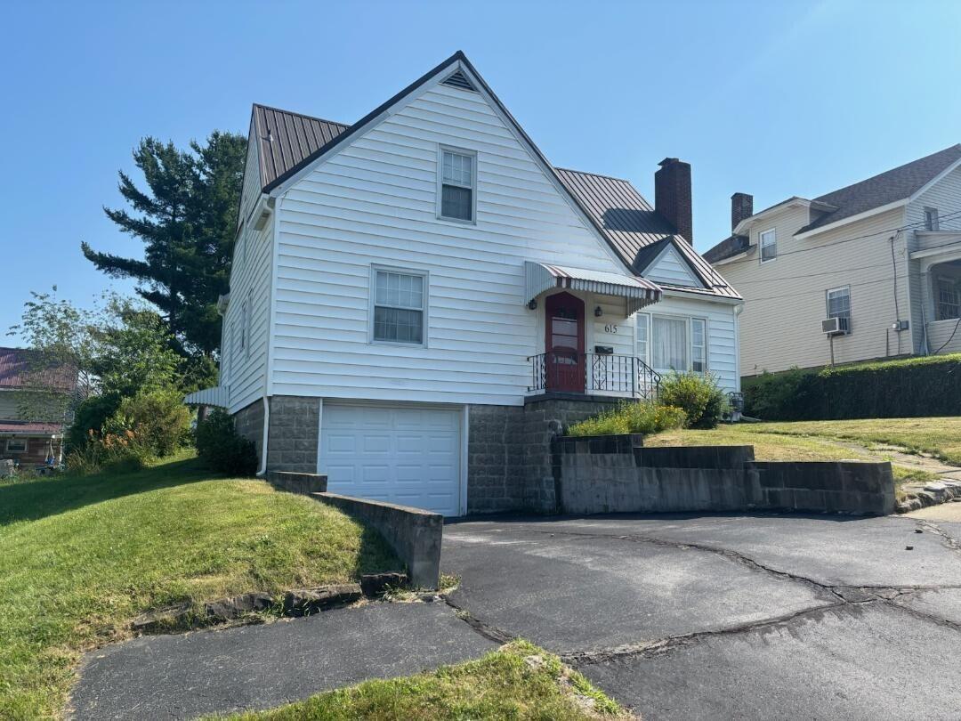 Property Photo:  615 Chestnut Ave  PA 15801 