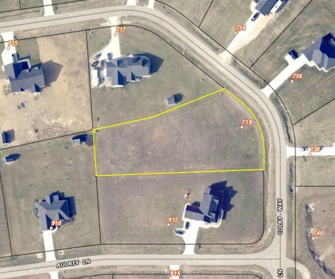 Property Photo:  719 Colby Way  OH 43055 