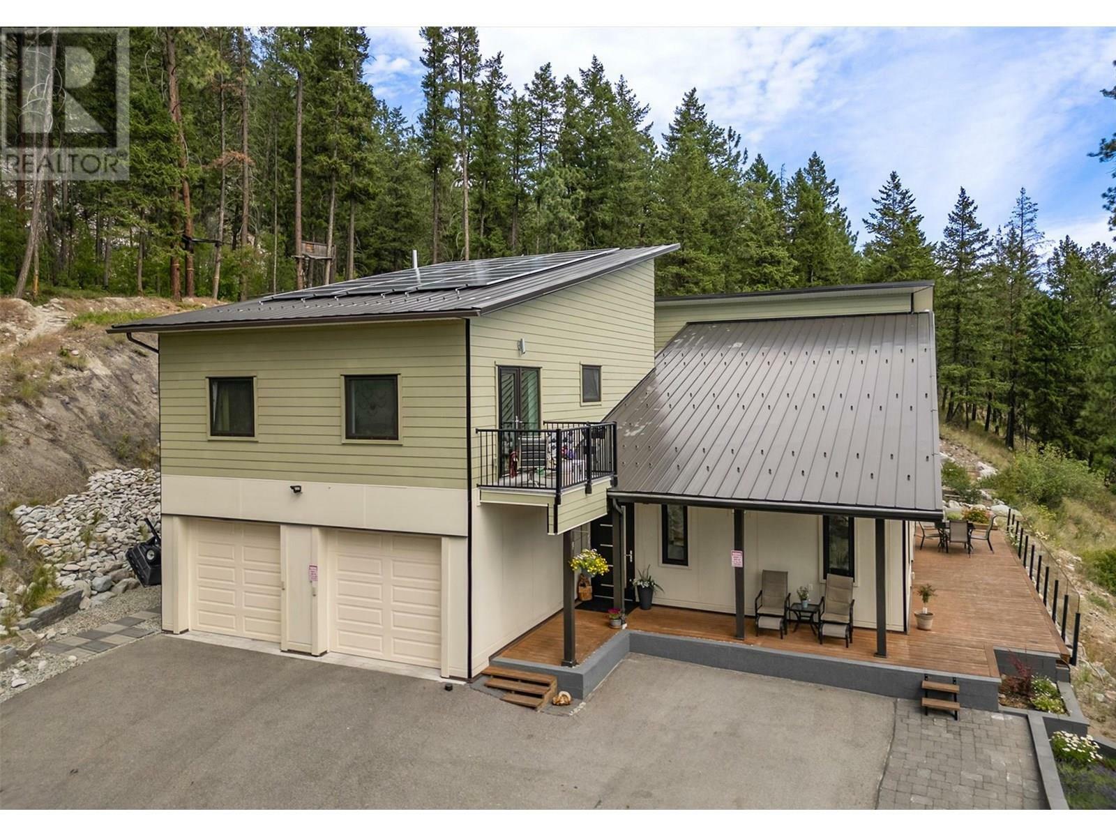Property Photo: 6131 Seymoure Lane BC V0H 1X4