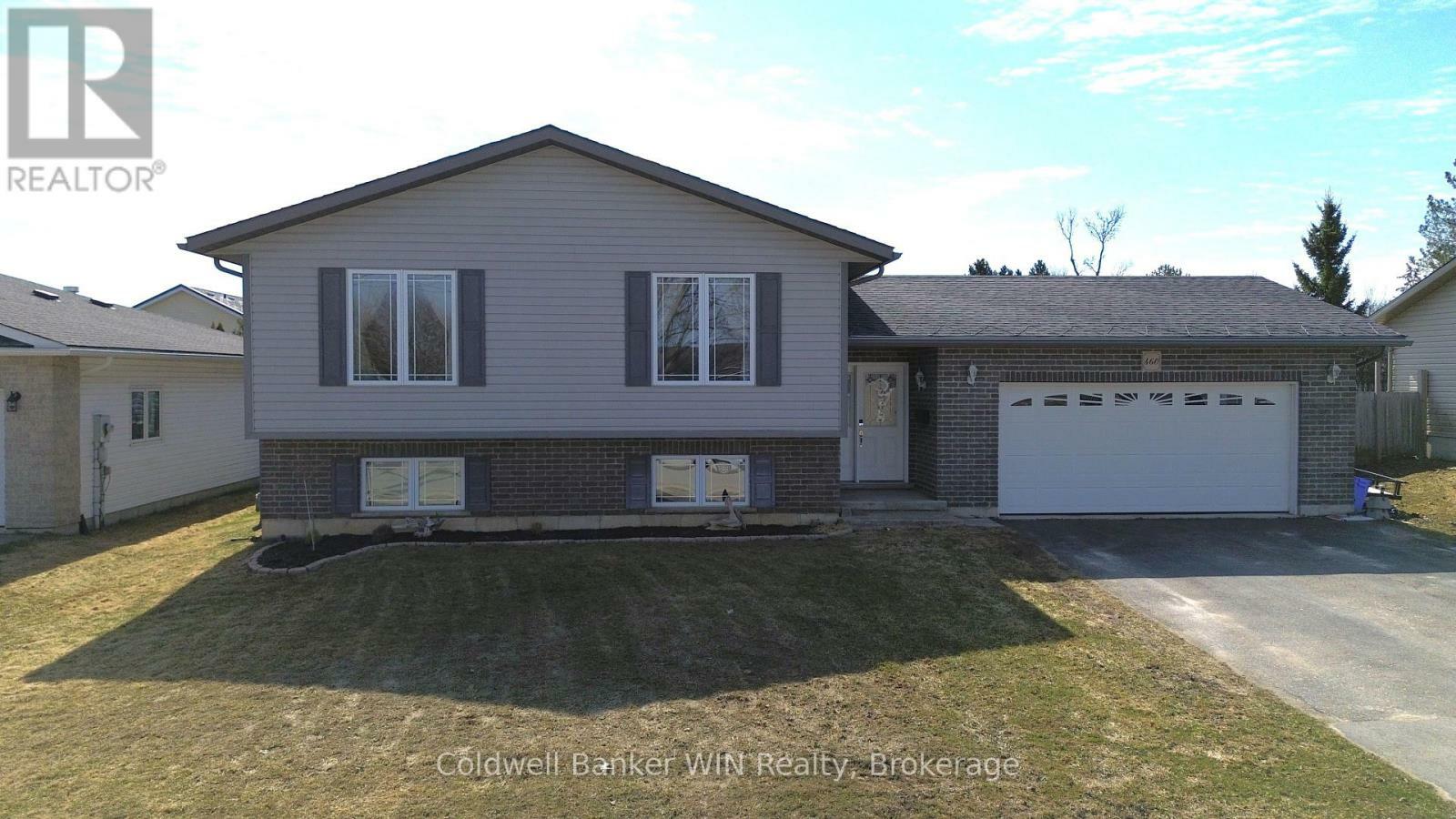 460 King Street East  Wellington North (Mount Forest) ON N0G 2L2 photo