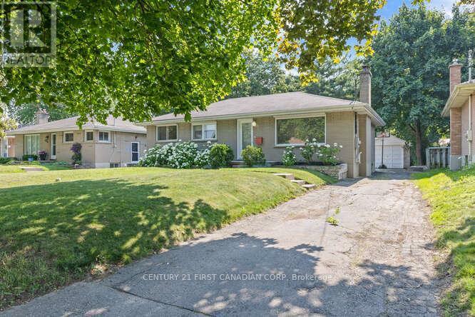 Photo de la propriété: 470 Beachwood Avenue ON N6J 3K1