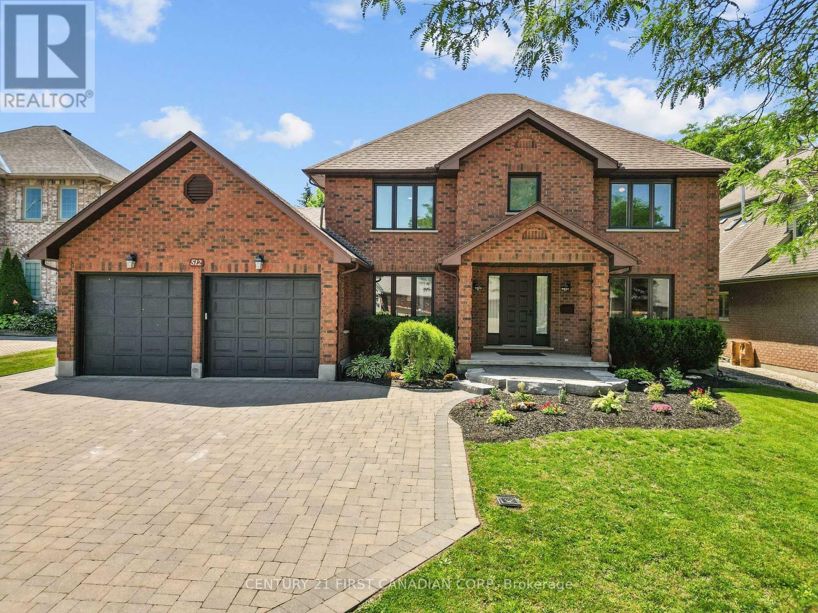 Property Photo:  512 Rosecliffe Terrace  ON N6K 4H5 