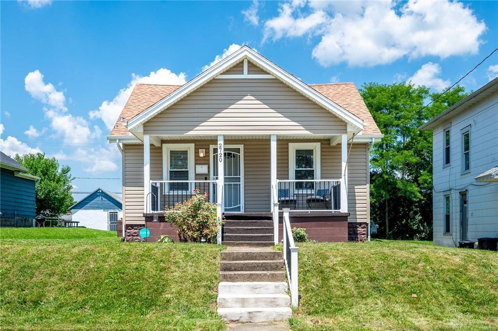 Property Photo: 2720 Maplewood Avenue OH 45505