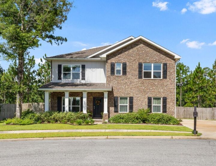 Property Photo:  6082 Carina Road  FL 32539 