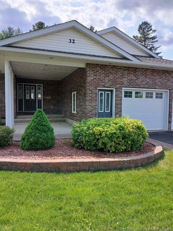 32 Barbara Court  Fredericton NB E3B 7G6 photo