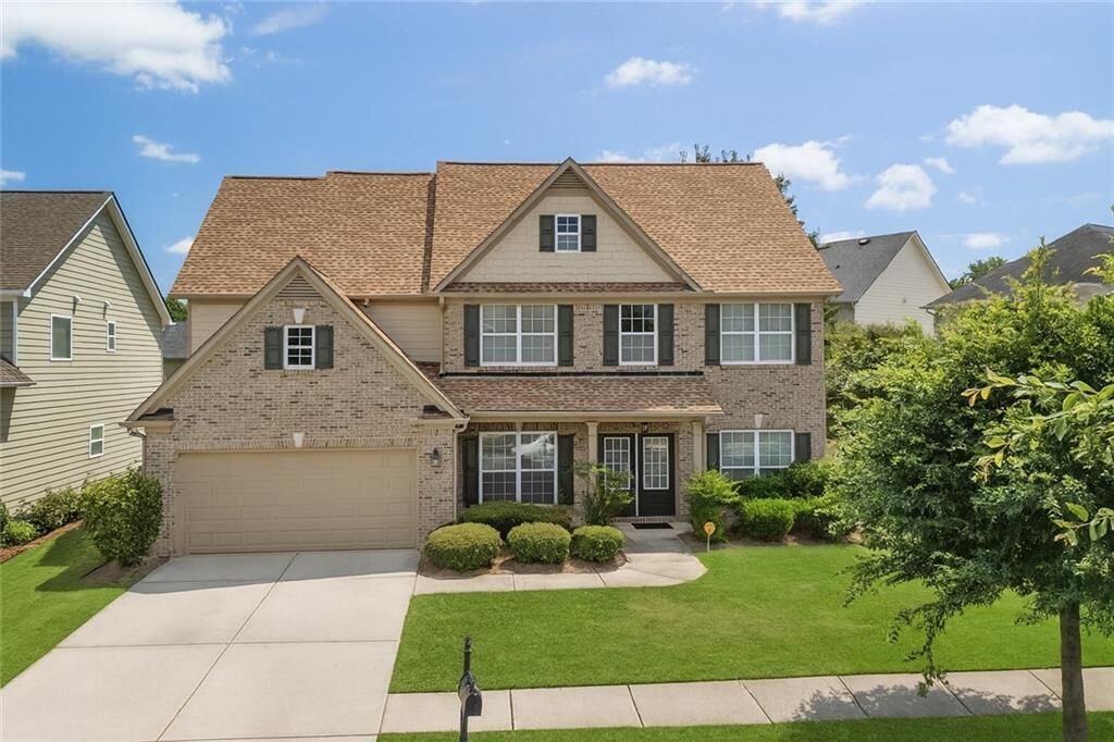 Property Photo: 1122 Tranquil Lake Drive GA 30017