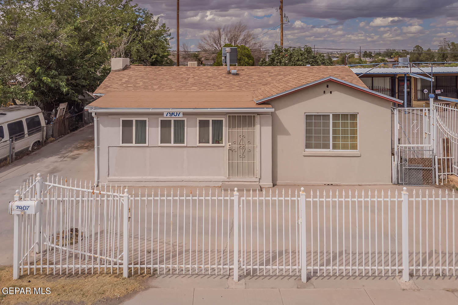 Property Photo: 7907 Alameda Avenue TX 79915