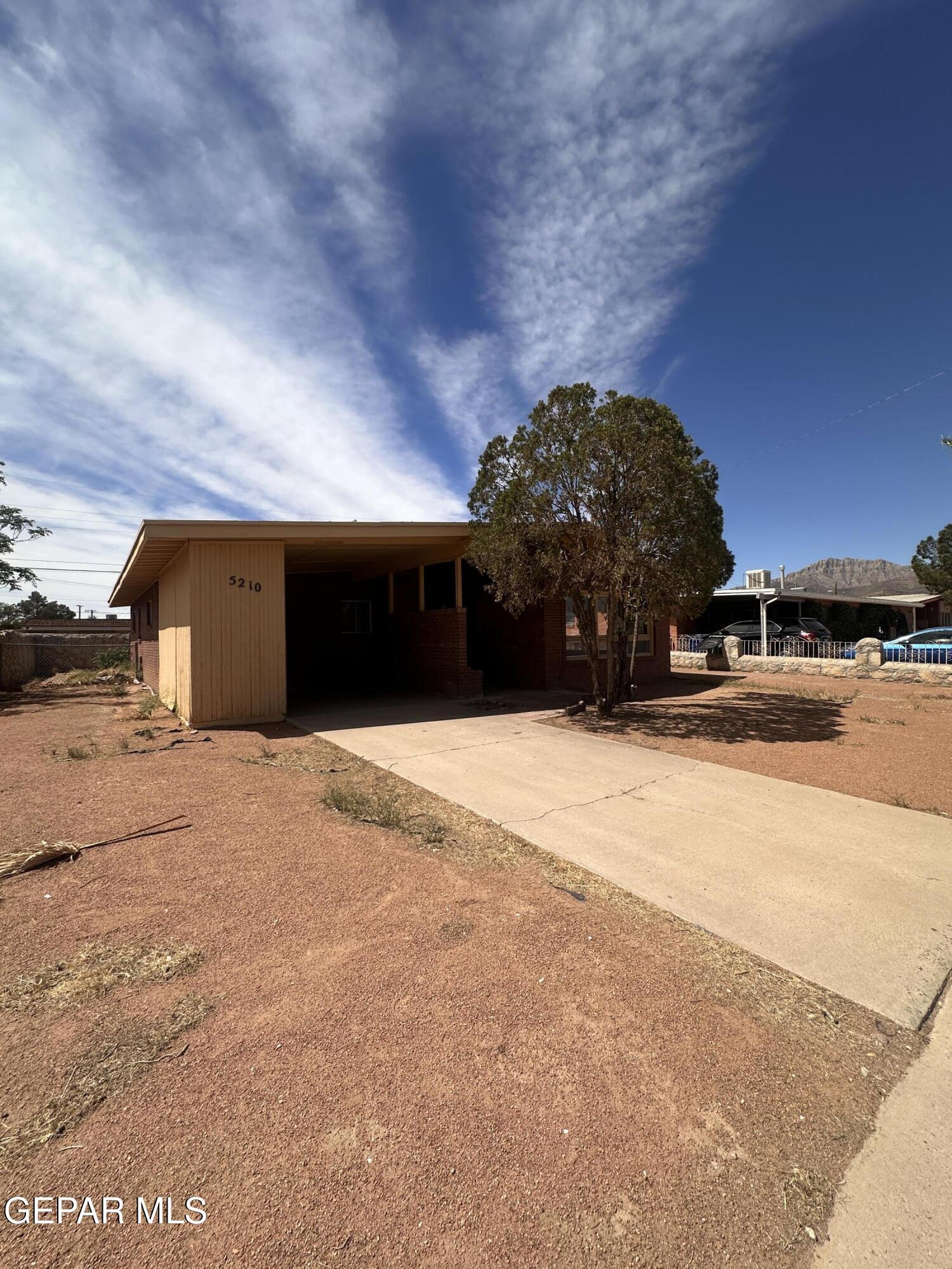 Property Photo: 5210 Antonio Avenue TX 79924